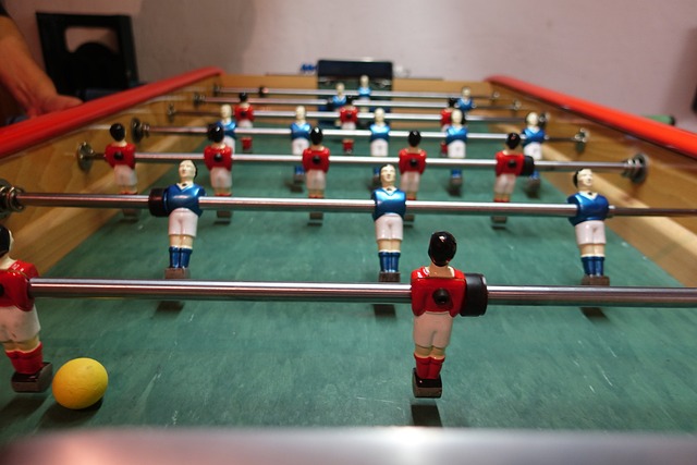 卡塔尔网球赛16强 阿卡因轻敌险些翻船.